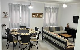 Apartamento 1 , Guaruja ,Enseada Com 2 Dorm, 200M Praia,